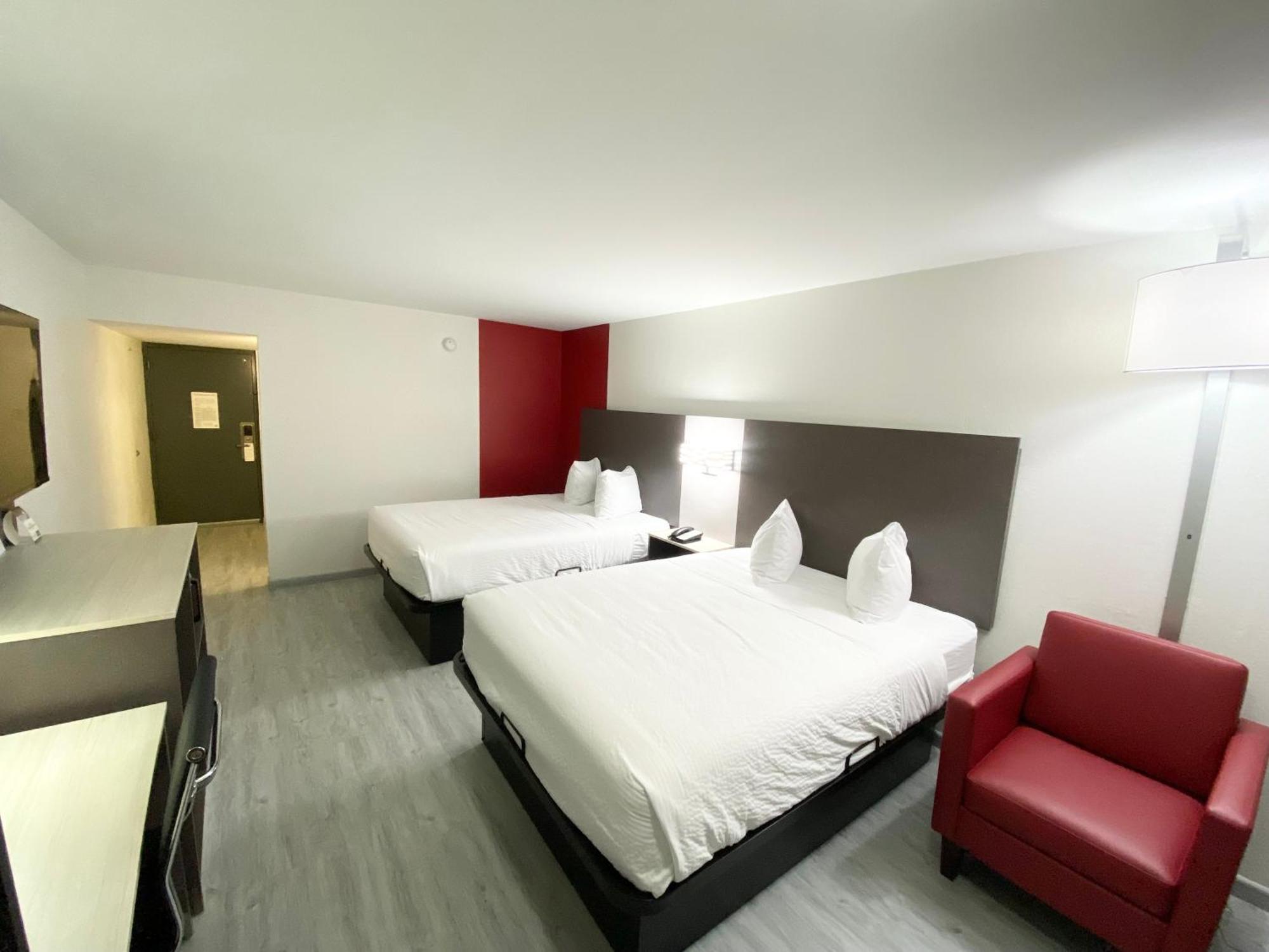 รามาดา บาย วินด์แฮม ทัสคาลูซา Hotel ภายนอก รูปภาพ
